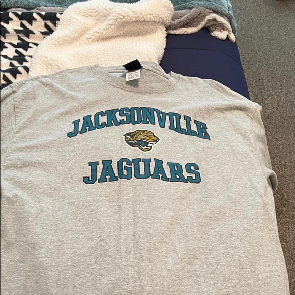 NFL Other - NFL Team Apparel Jacksonville Jaguars Gray T-Shirt